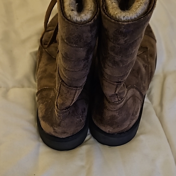 Roxy Brown Suede Ankle Boots Size 8.5 - Picture 3 of 8